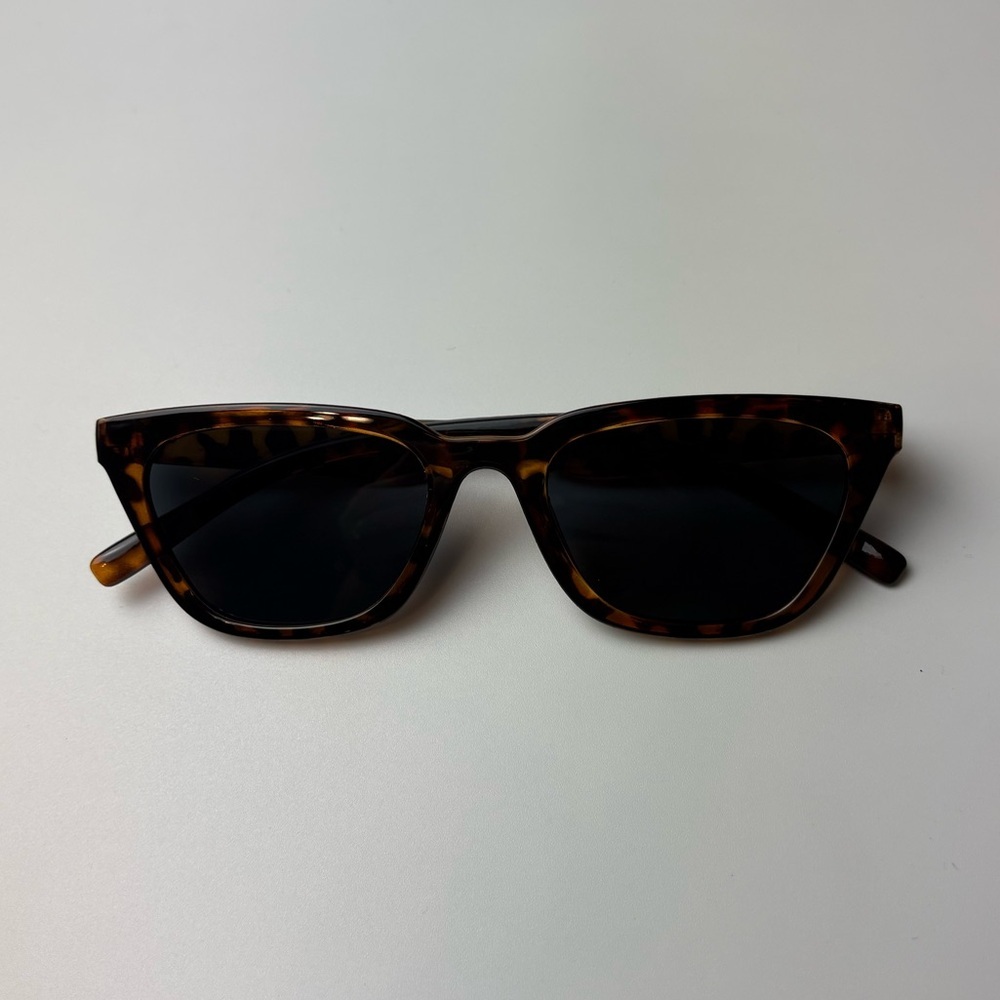 Leopard Print Cat Eye Sunglasses